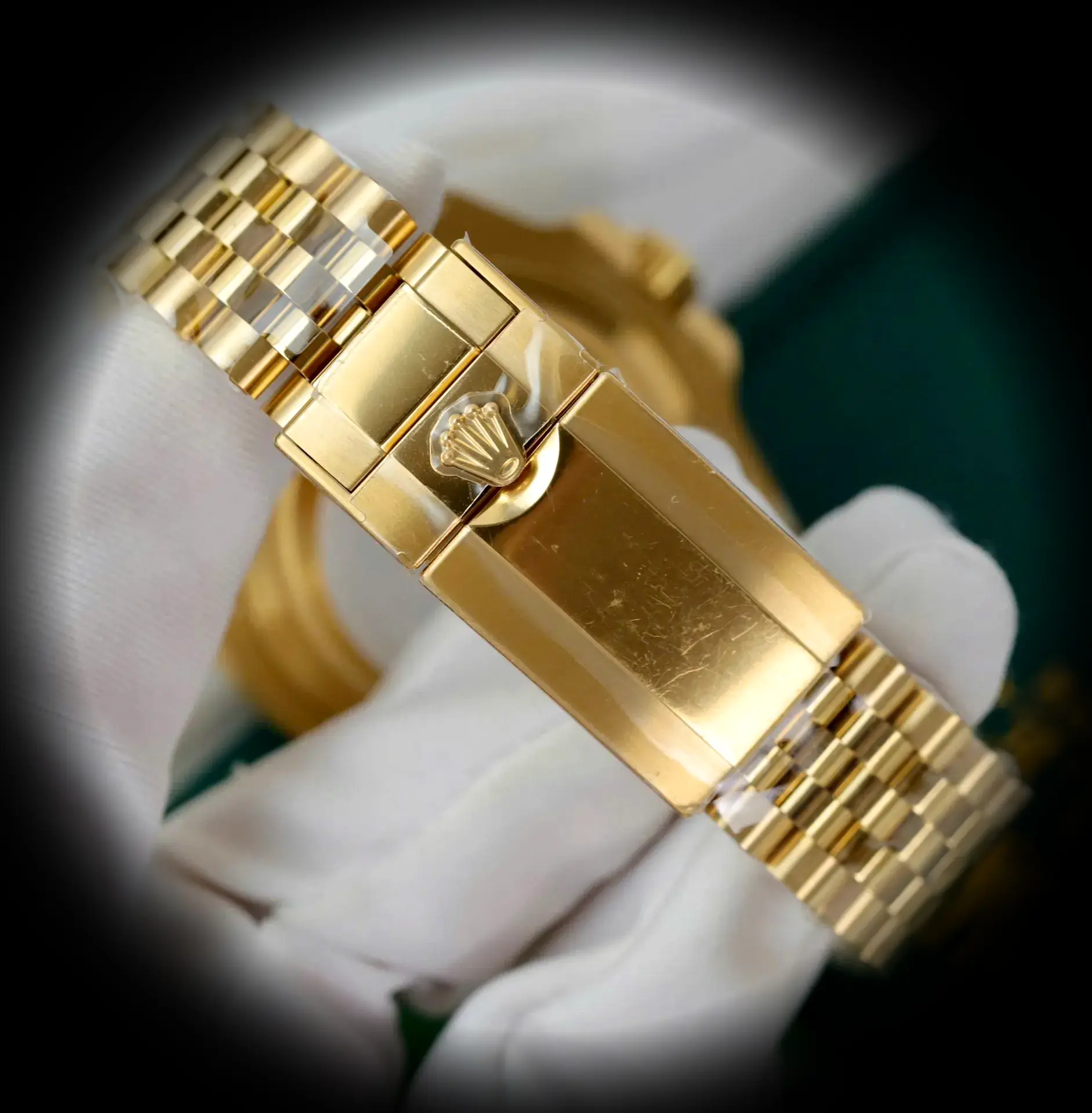 Rolex GMT-Master II 126718GRNR super clon, toma del lume en la oscuridad