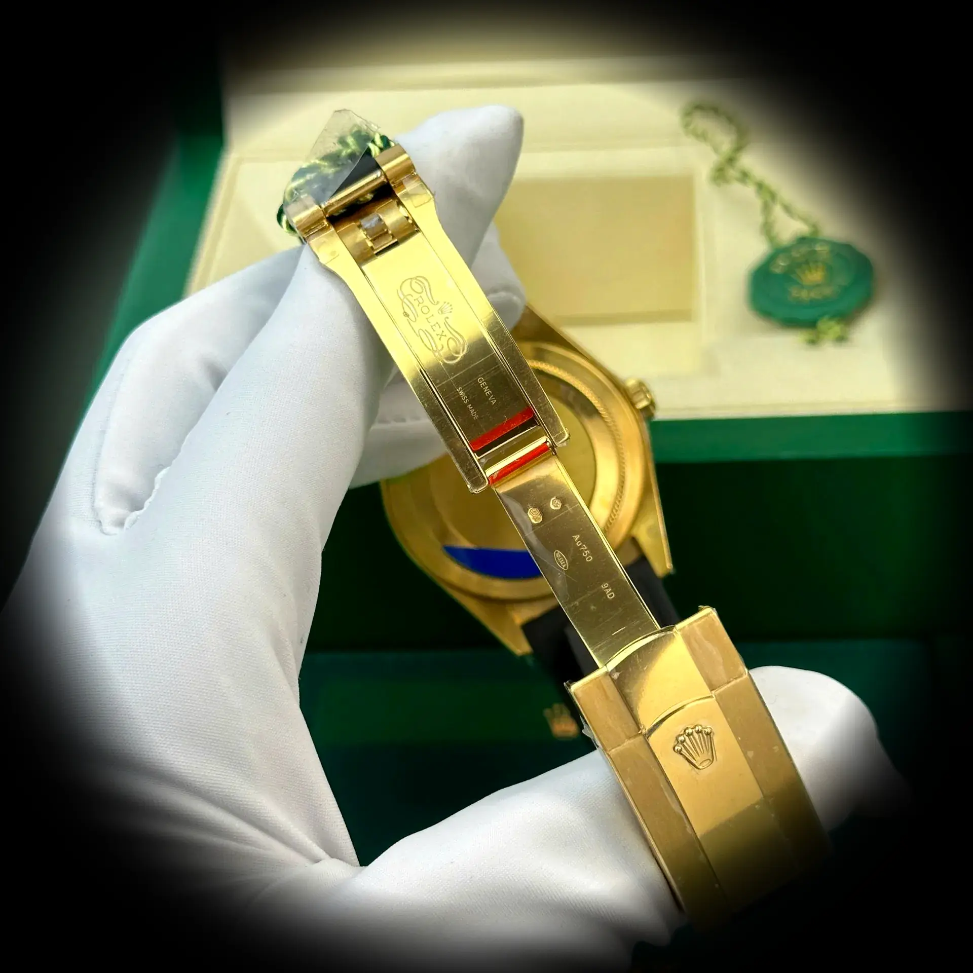 Rolex Sky-Dweller 336238 replica, esfera champán, perfil lateral