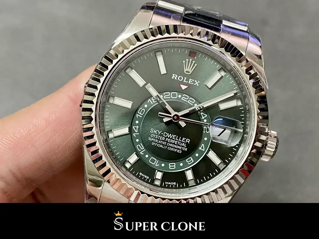 Rolex Sky-Dweller 326238 replica, fecha a las 3 y esfera verde menta