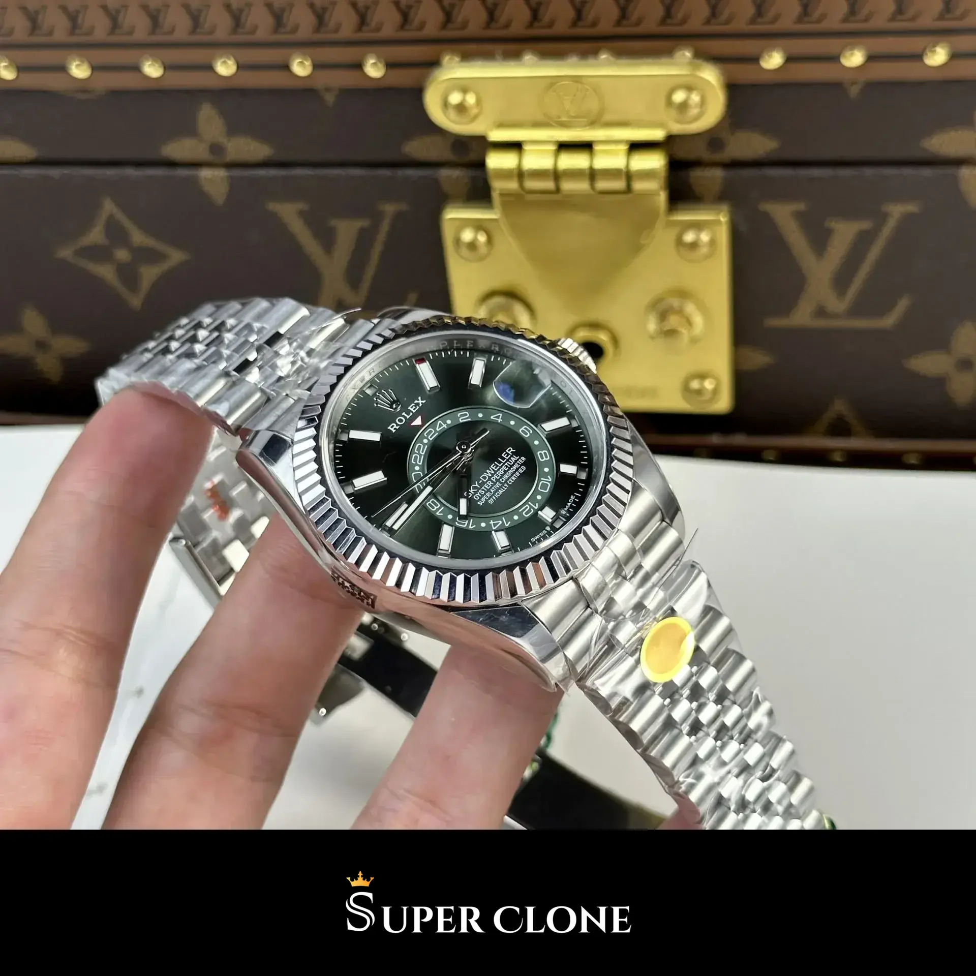 Rolex Sky-Dweller 336934 replica, esfera verde menta, vista 2