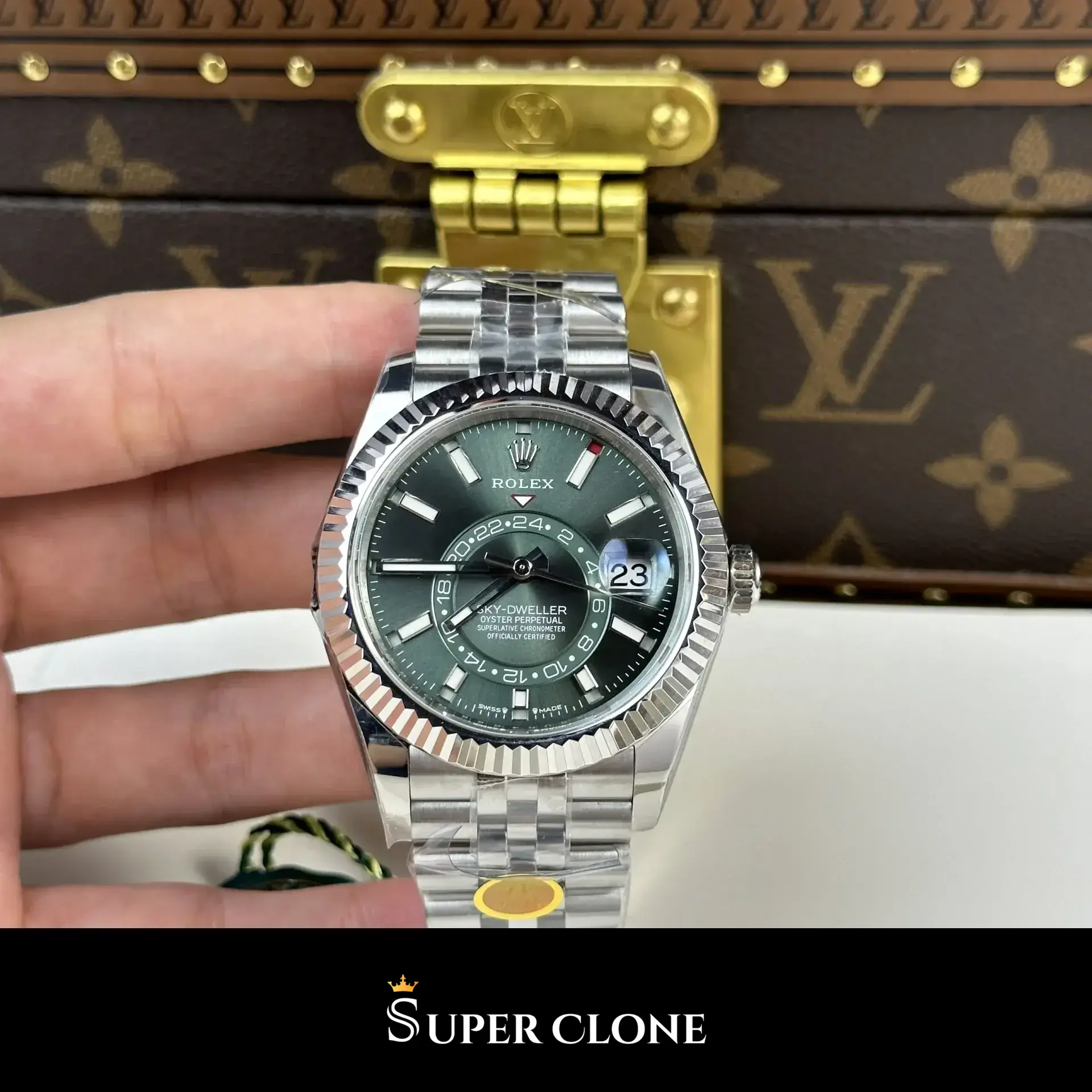 Rolex Sky-Dweller 336934 replica, esfera verde menta, vista 3