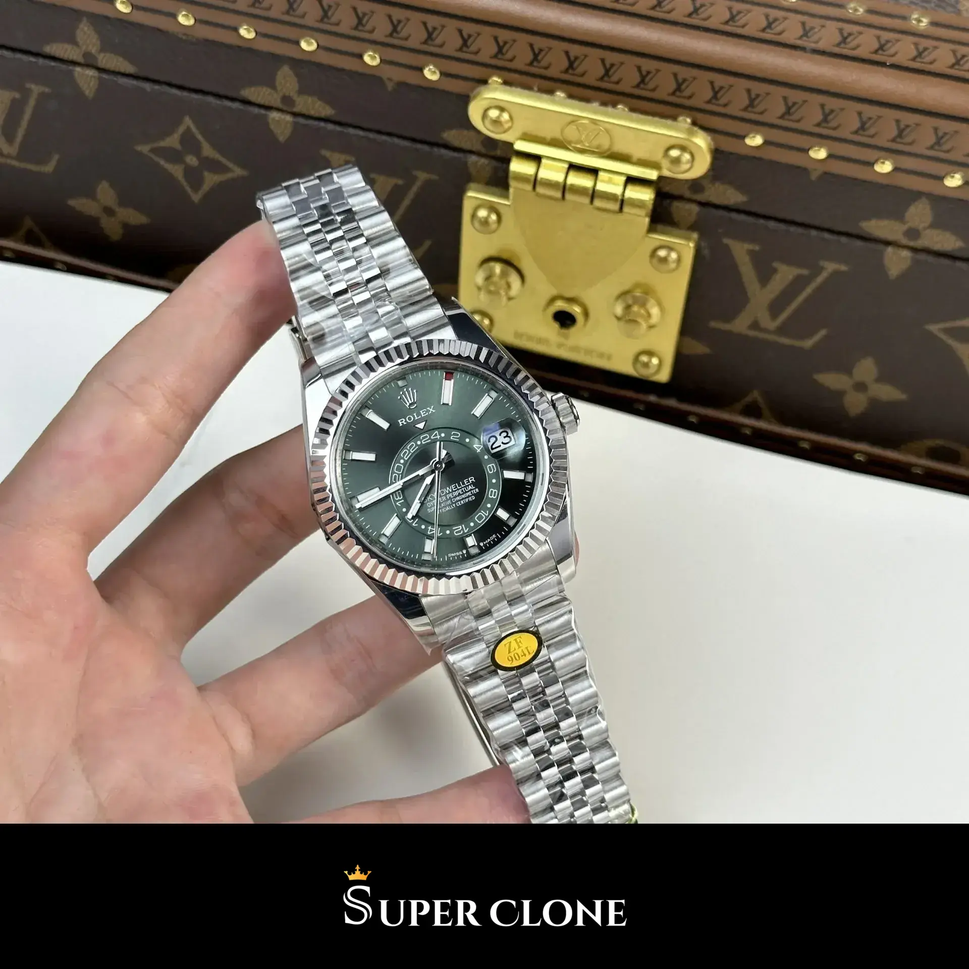 Rolex Sky-Dweller 336934 replica, esfera verde menta, vista 5