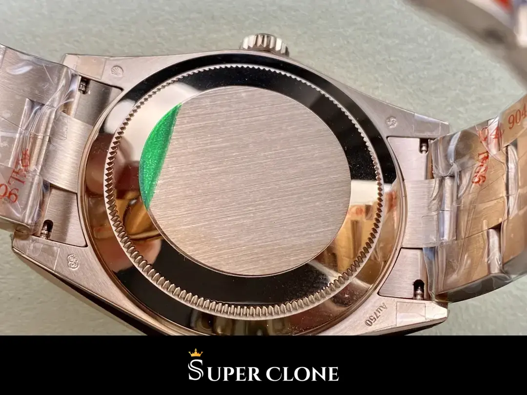 Rolex Sky-Dweller 336935 replica, vista 3, esfera blanco intenso