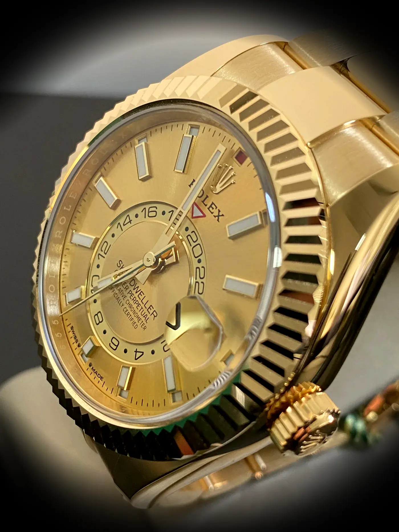 Rolex Sky-Dweller 336938 replica Super Clon, perfil lateral de la caja