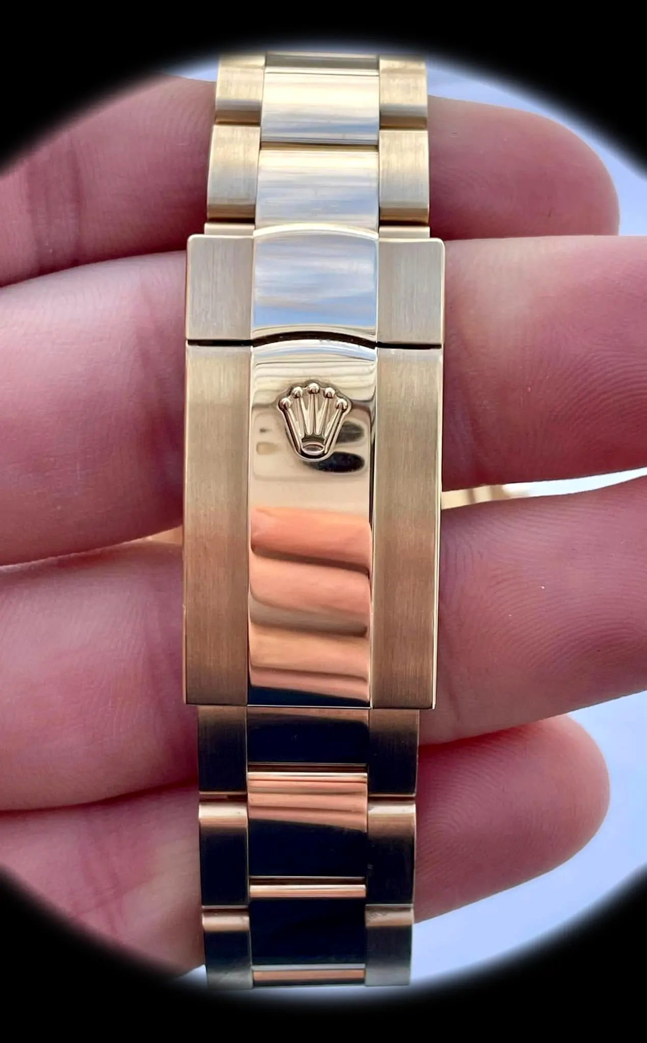 Rolex Sky-Dweller 336938 super clon, esfera blanco intenso, macro del bisel